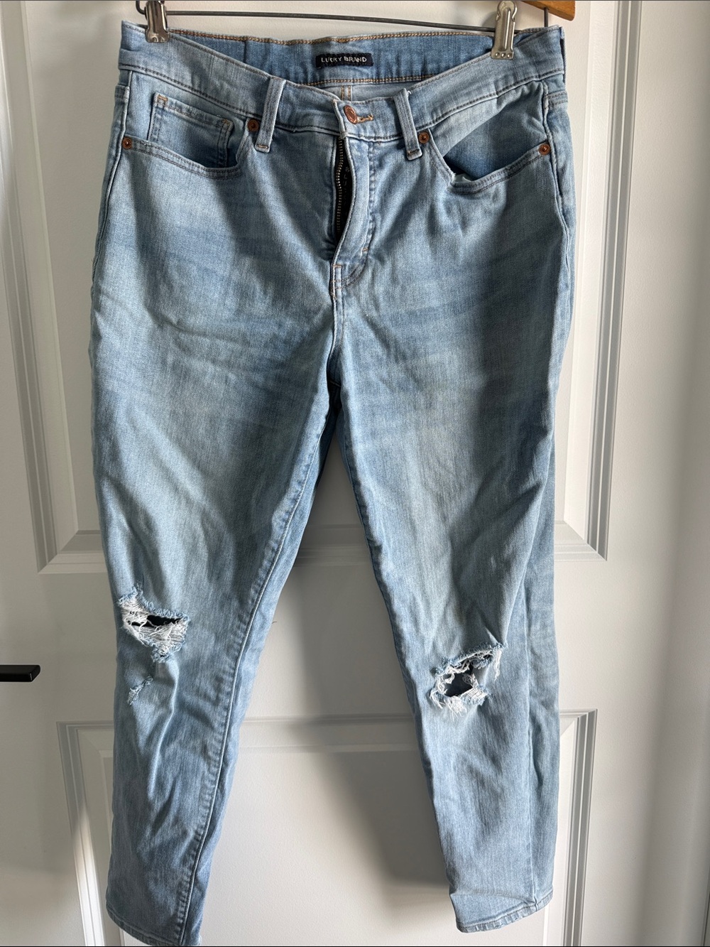 Lucky Brand Light Blue Ripped Mid Rise Skinny Ava Jeans - 14